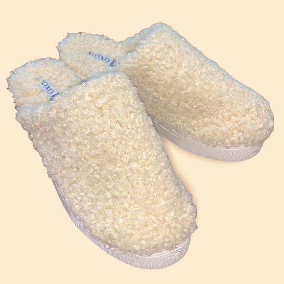 NEW! Xoxo Wild Cream Beige Faux Fur Slide Slippers Women's Size 10 - Picture 1 of 9